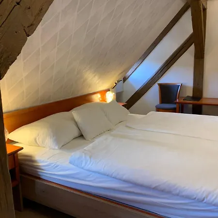 Gizella And Restaurant