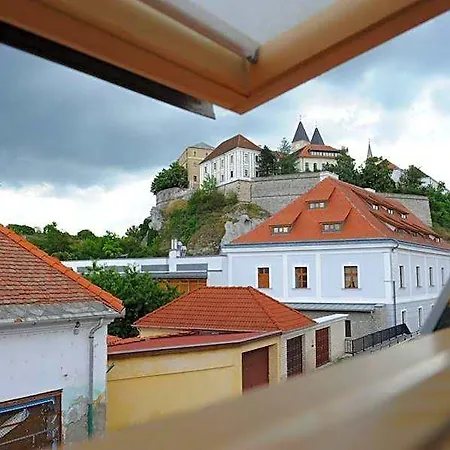 Hotel Gizella And Restaurant