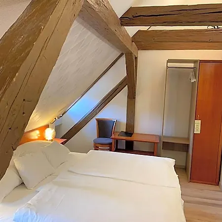 Gizella And Restaurant 3* Veszprem