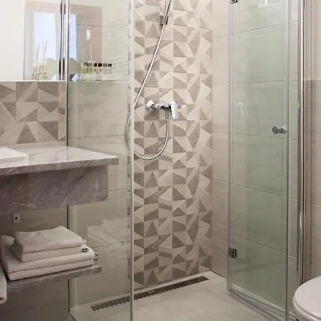 Hotel Gizella And Restaurant Veszprem