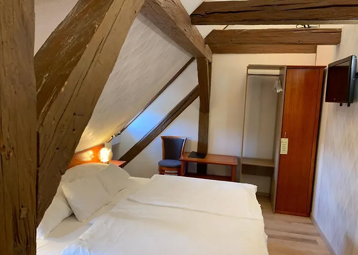 ギゼッラ アンド レストラン 3* ヴェスプレーム