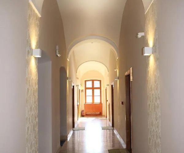Ξενοδοχείο Gizella And Restaurant Veszprém